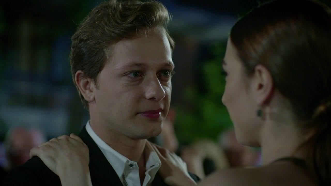 Kırgın Çiçekler : Fotoğraf