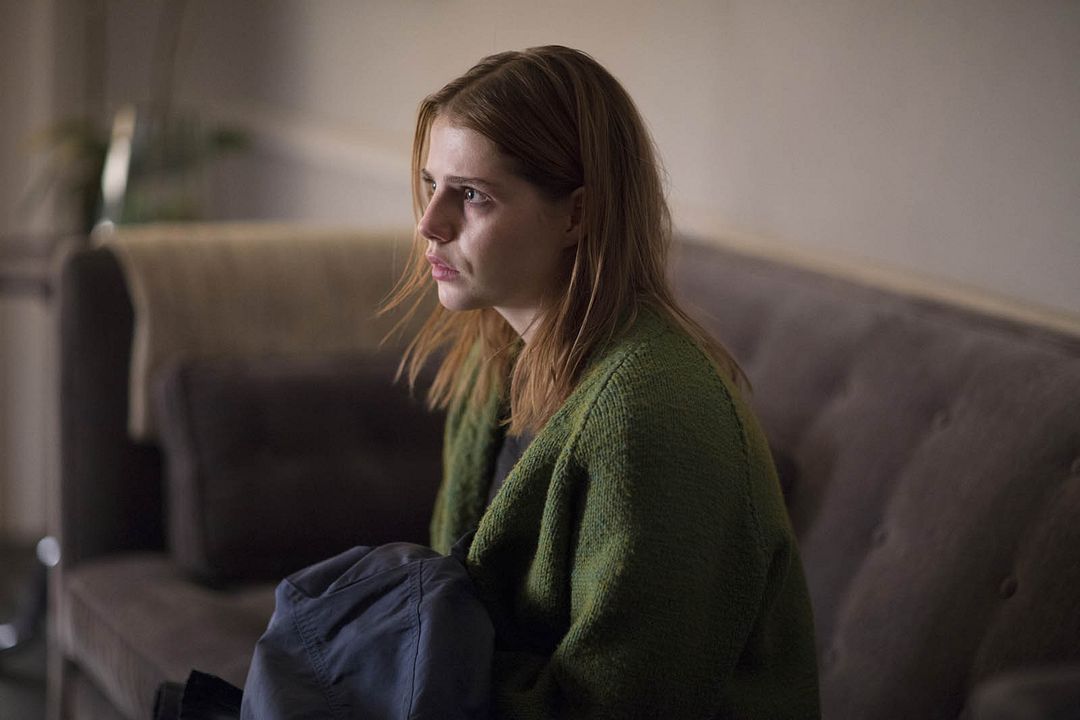 Fotoğraf Lucy Boynton