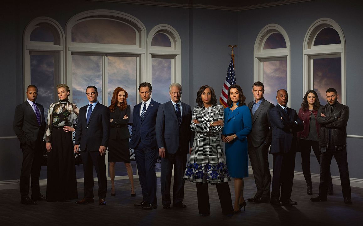 Fotoğraf Katie Lowes, Joshua Malina, Cornelius Smith Jr, Jeff Perry, Kerry Washington, Scott Foley, Darby Stanchfield, Bellamy Young, Tony Goldwyn, Joe Morton, Guillermo Díaz