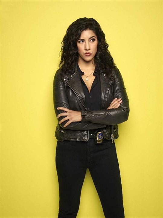 Fotoğraf Stephanie Beatriz