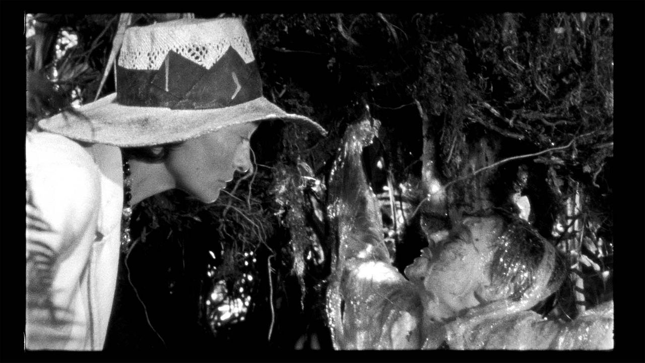 Les Garçons sauvages : Fotoğraf Elina Löwensohn