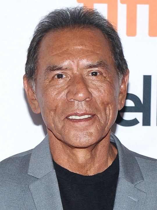 Afiş Wes Studi