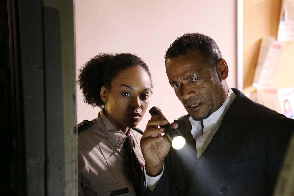 Superstition : Fotoğraf Mario Van Peebles, Demetria McKinney