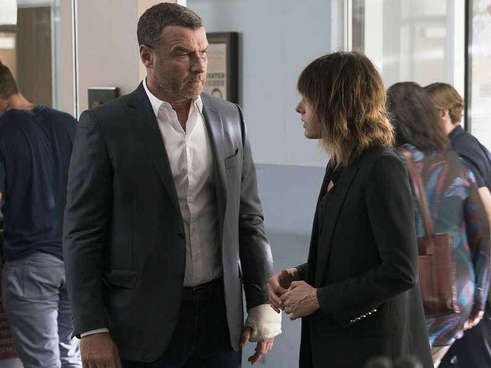 Ray Donovan : Fotoğraf Katherine Moennig, Liev Schreiber