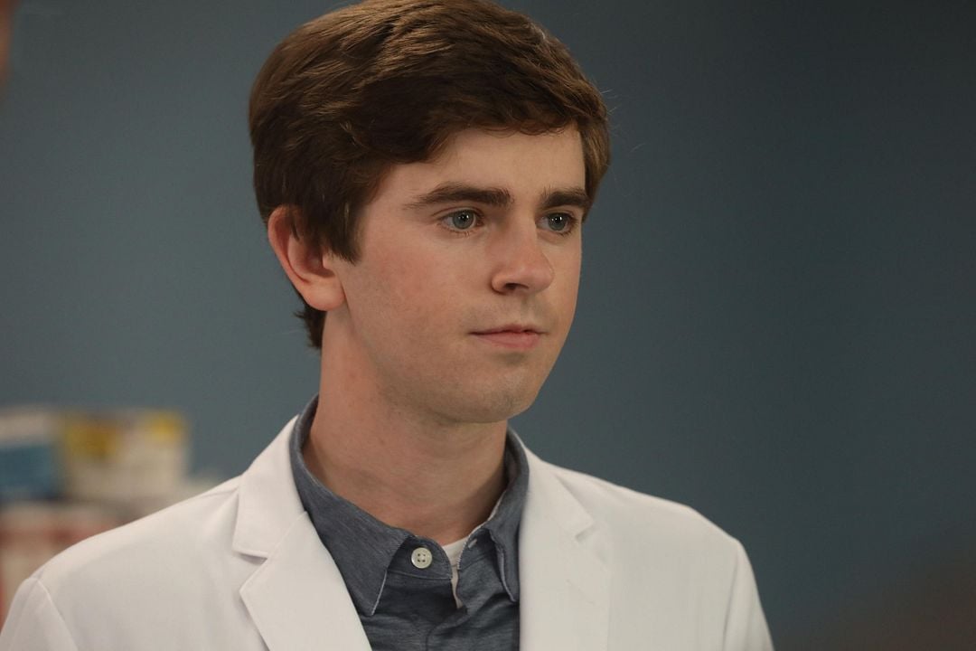 Fotoğraf Freddie Highmore