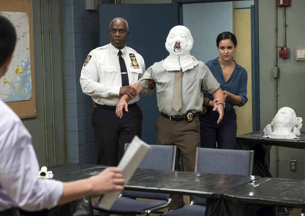 Brooklyn Nine-Nine : Fotoğraf Andre Braugher, Joe Lo Truglio, Melissa Fumero