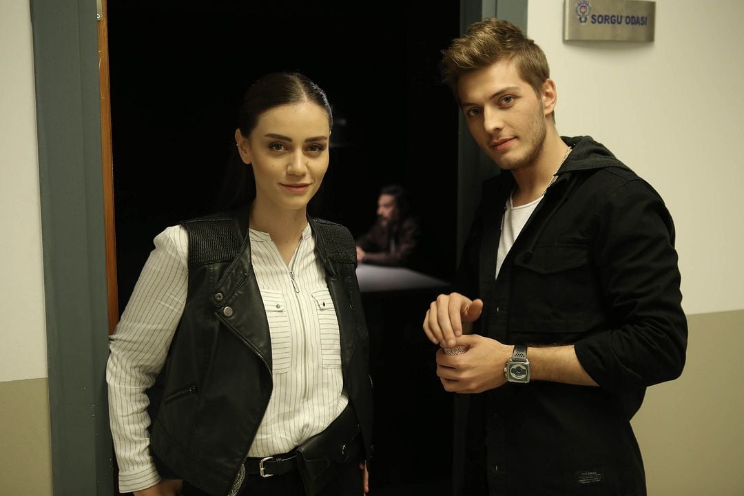 Kırgın Çiçekler : Fotoğraf