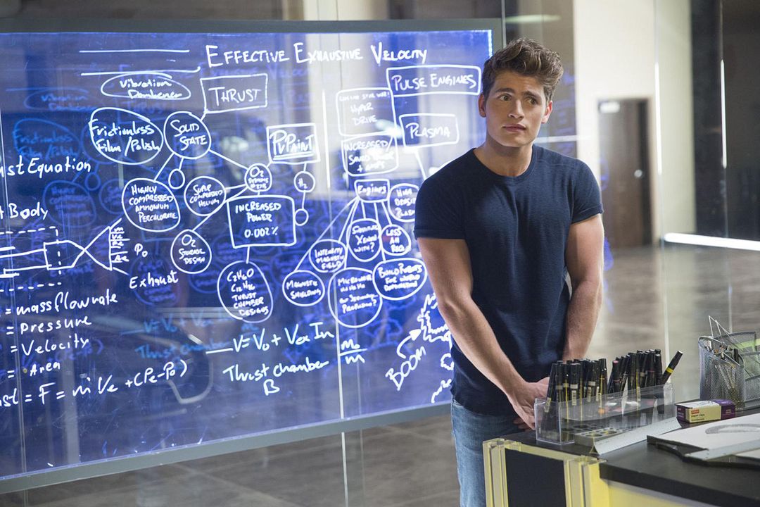 Marvel's Runaways : Fotoğraf Gregg Sulkin