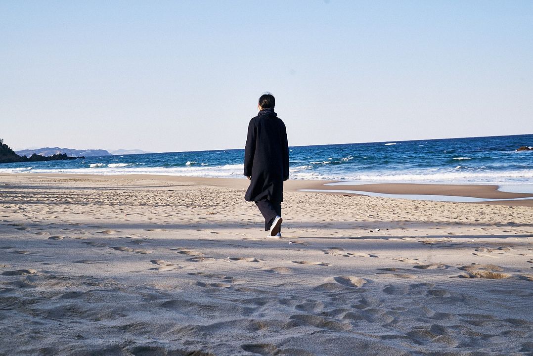 Bamui haebyun-eoseo honja : Fotoğraf