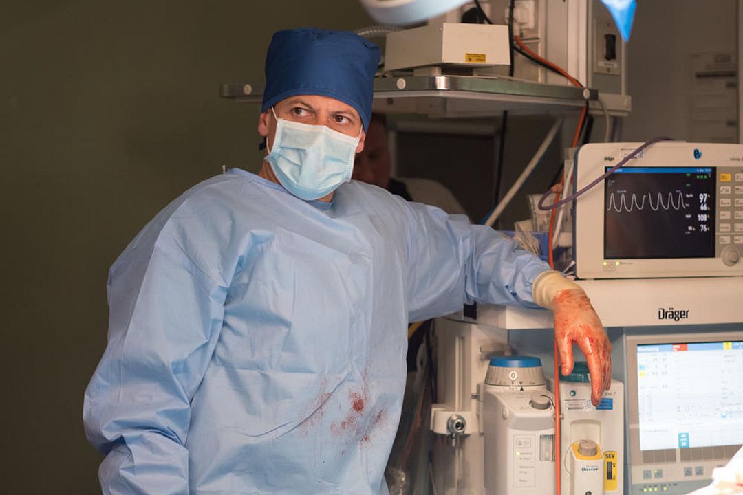 Liar : Fotoğraf Ioan Gruffudd