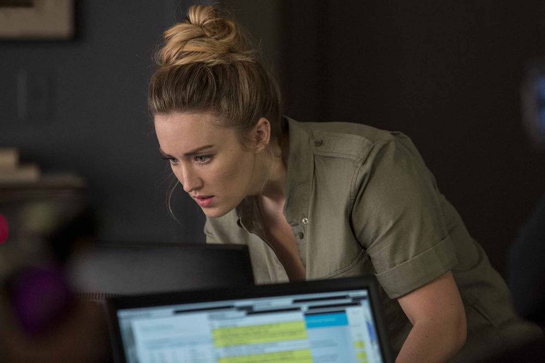 Blindspot : Fotoğraf Ashley Johnson
