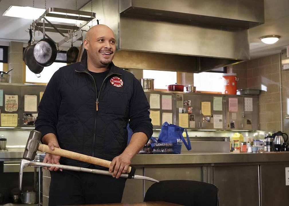 Chicago Fire : Fotoğraf Joe Minoso