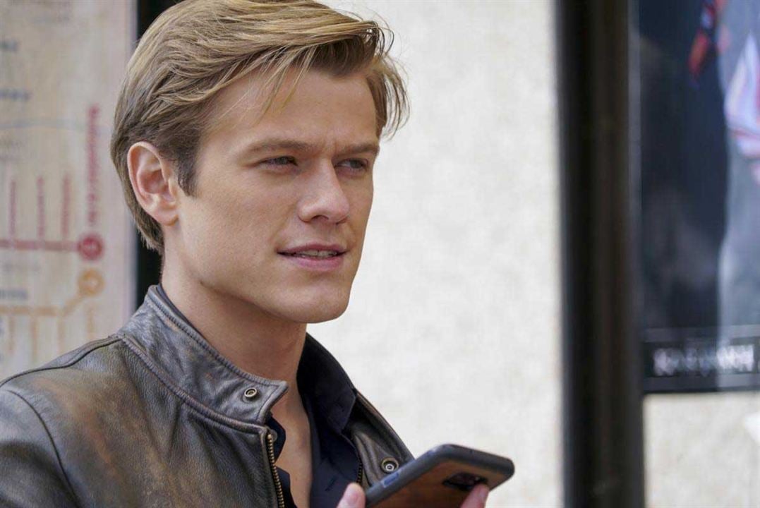 Fotoğraf Lucas Till