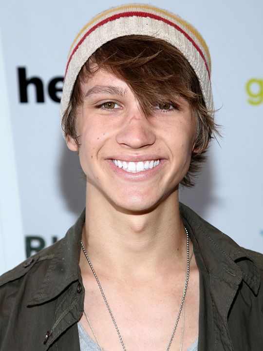 Afiş Tye Olson