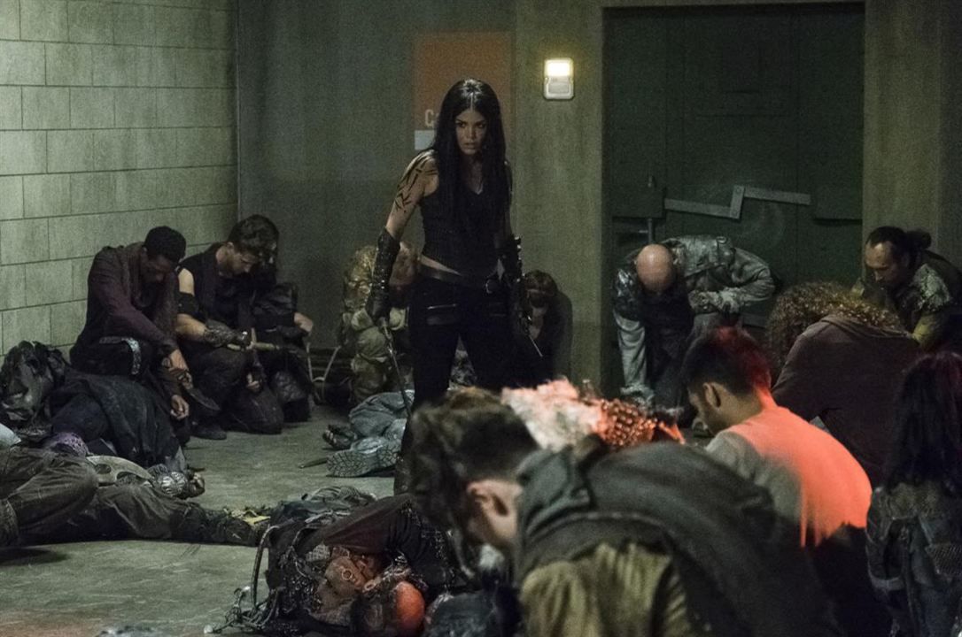 The 100 : Fotoğraf Marie Avgeropoulos