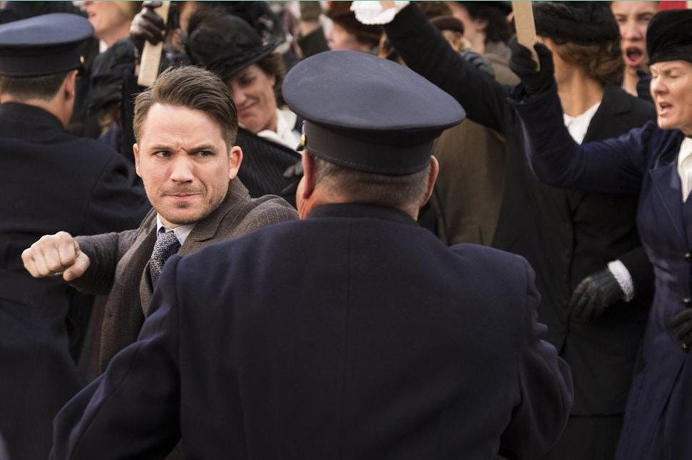 Timeless : Fotoğraf Matt Lanter