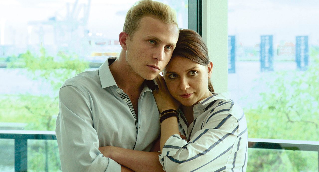 Fotoğraf Max Hubacher, Jessy Moravec