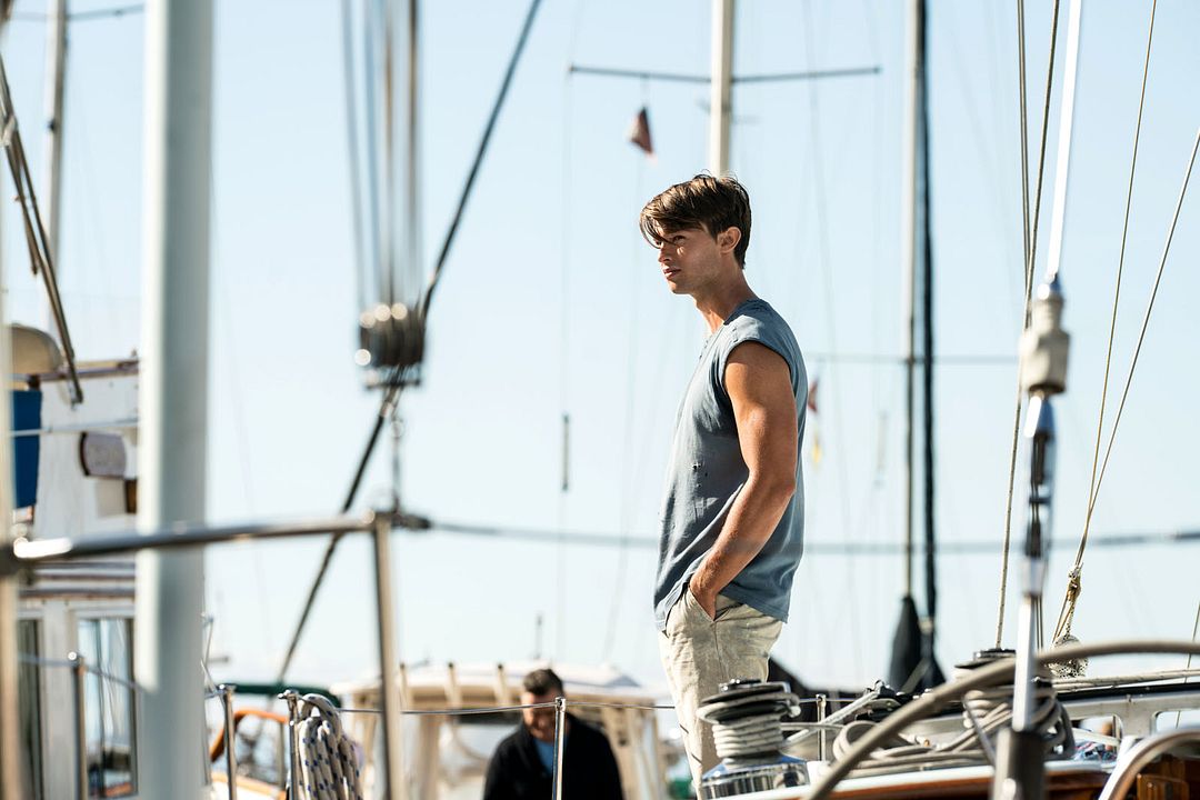 Midnight Sun : Fotoğraf Patrick Schwarzenegger