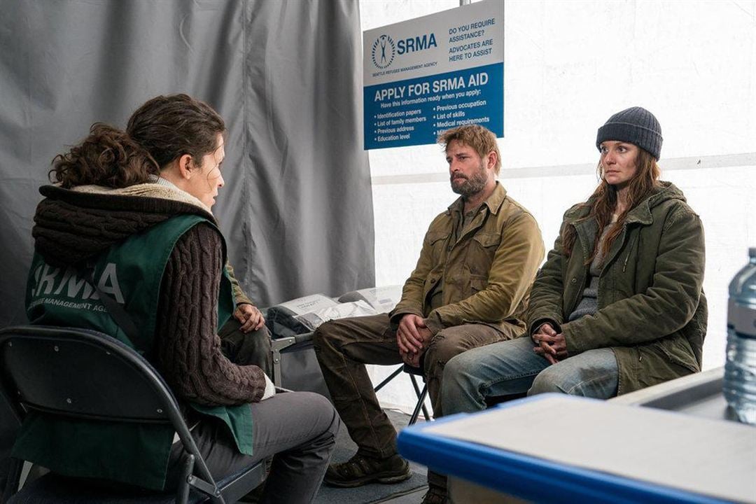 Colony : Fotoğraf Josh Holloway, Sarah Wayne Callies