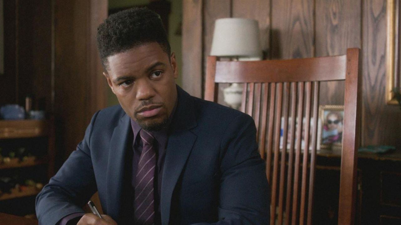 Elementary : Fotoğraf Jon Michael Hill, Jon Michael Hill