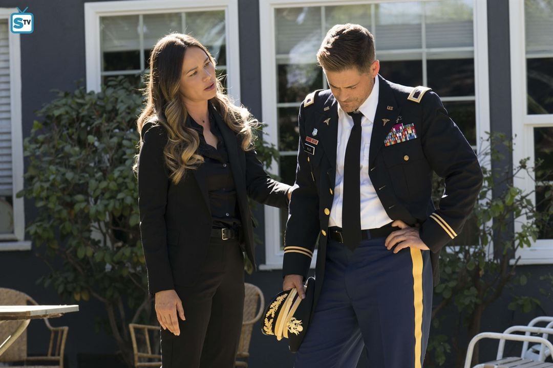 Code Black : Fotoğraf Moon Bloodgood, Rob Lowe