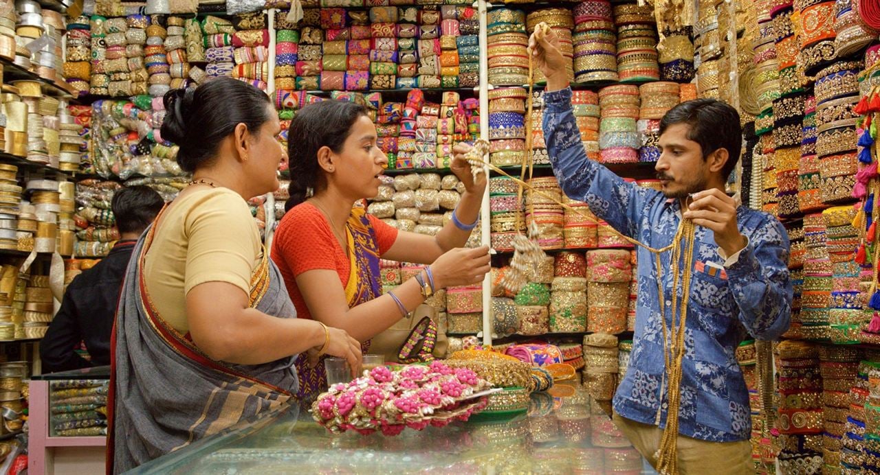 Fotoğraf Geetanjali Kulkarni, Tillotama Shome