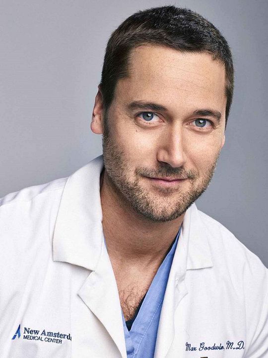 Fotoğraf Ryan Eggold