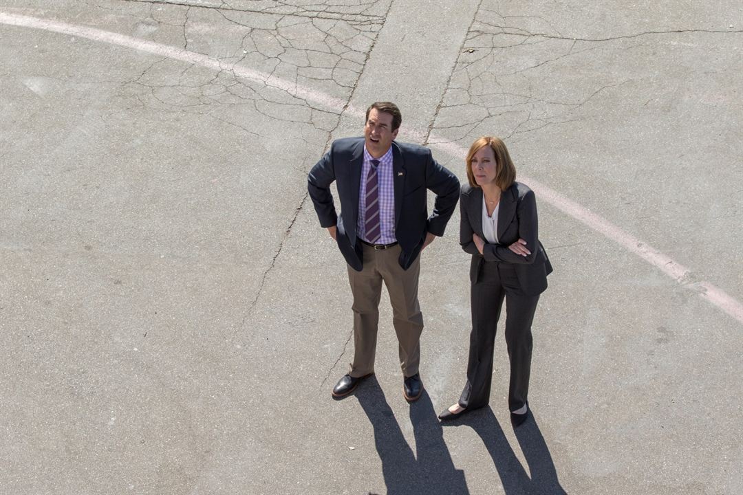 A Happening of Monumental Proportions : Fotoğraf Rob Riggle, Allison Janney