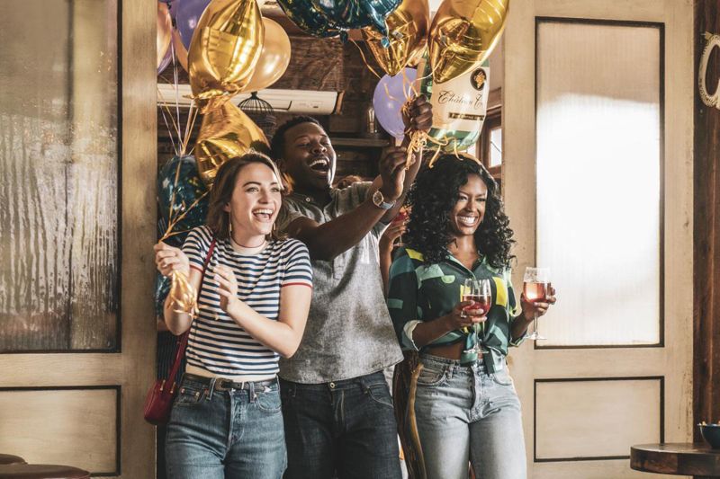 Fotoğraf Javicia Leslie, Brandon Micheal Hall, Violett Beane