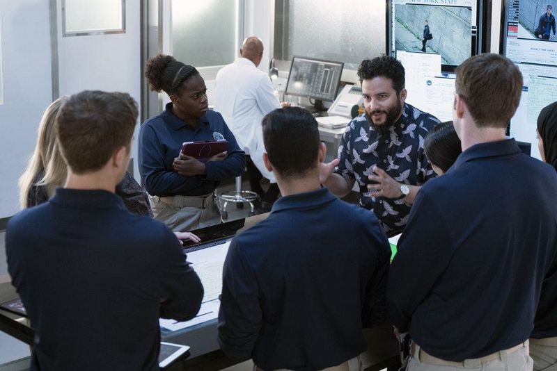 Fotoğraf Ennis Esmer