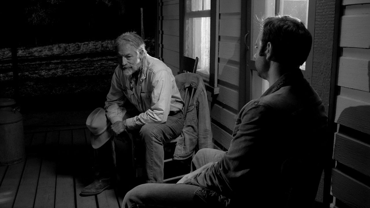 Fotoğraf Perry King