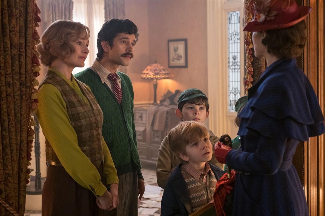 Mary Poppins: Sihirli Dadı : Fotoğraf Emily Mortimer, Ben Whishaw, Nathanael Saleh, Joel Dawson