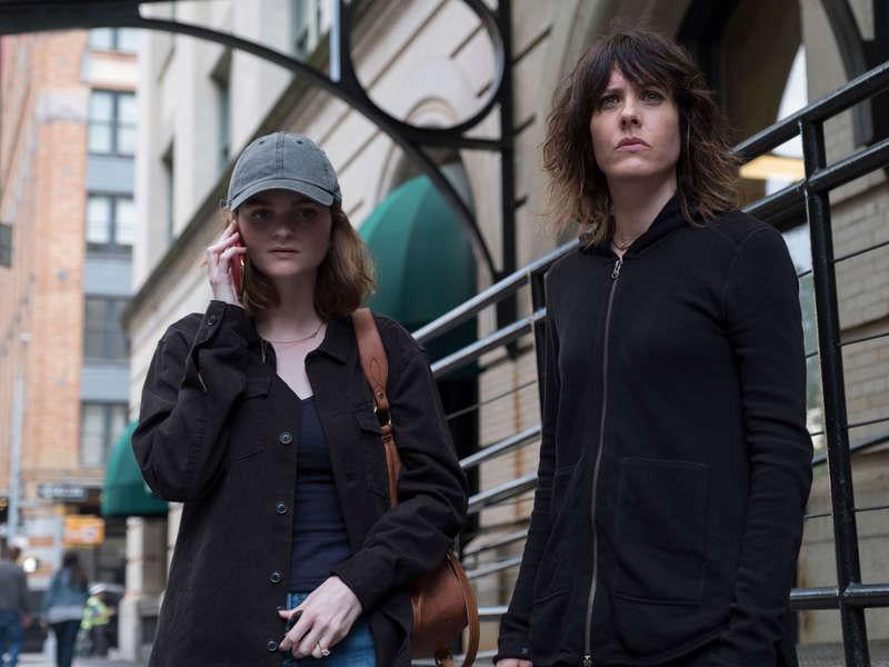 Ray Donovan : Fotoğraf Kerris Dorsey, Katherine Moennig