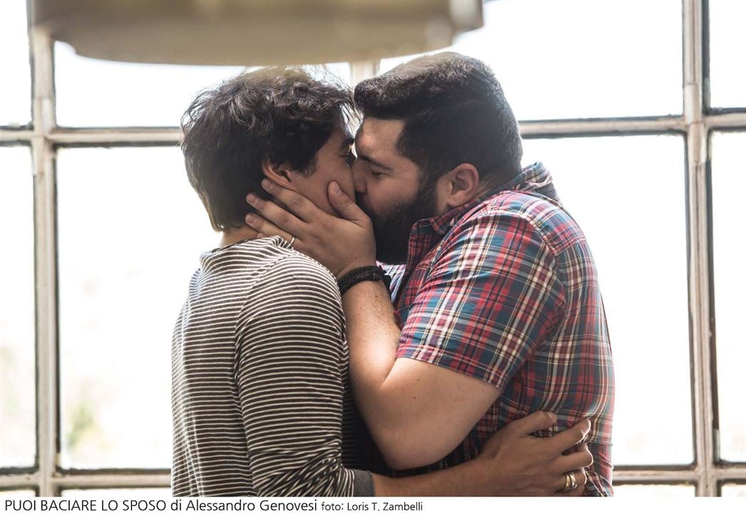 Puoi baciare lo sposo : Fotoğraf Salvatore Esposito, Cristiano Caccamo