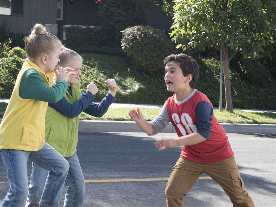 Fotoğraf Mia Allan, Ella Allan, Tyler Wladis