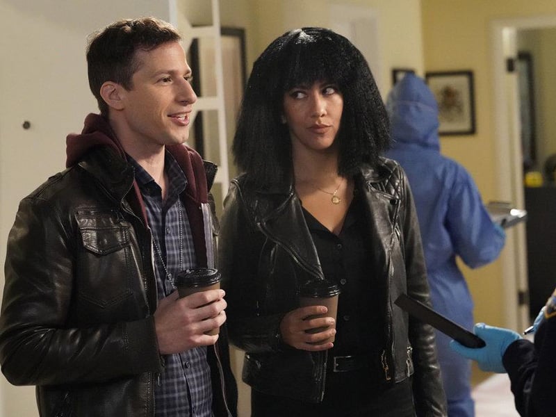 Fotoğraf Andy Samberg, Stephanie Beatriz