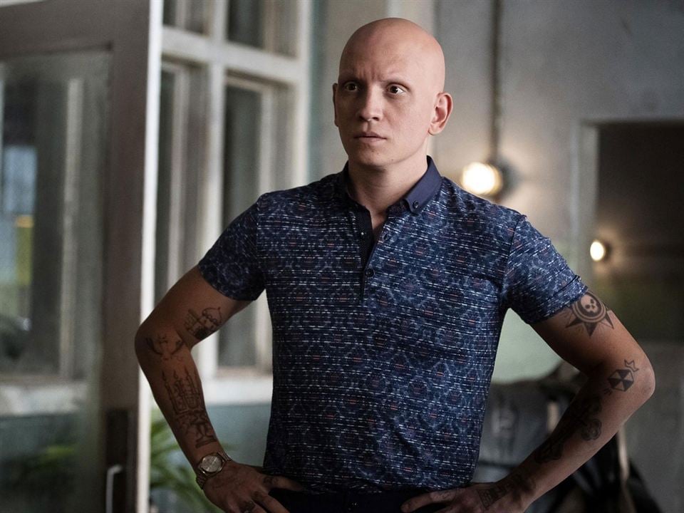 Fotoğraf Anthony Carrigan