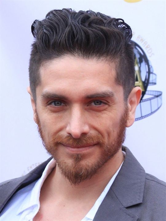 Afiş Josh Keaton