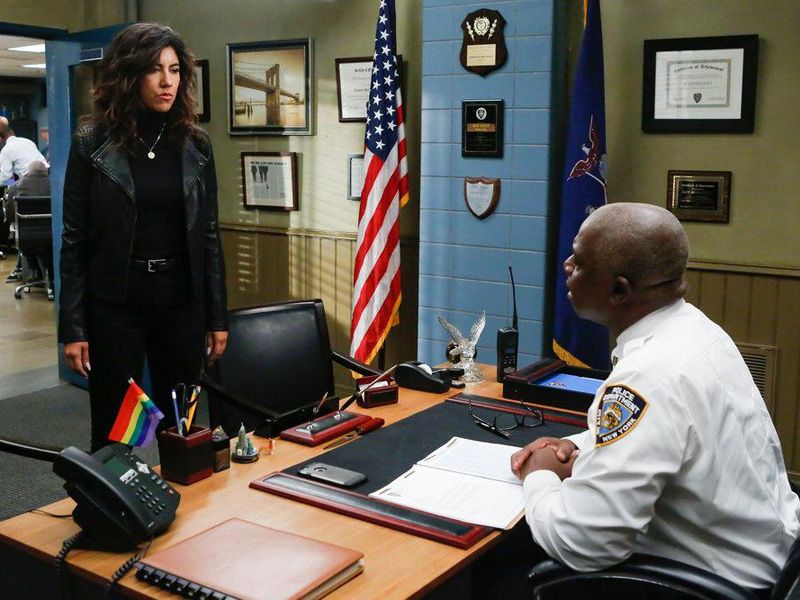 Fotoğraf Andre Braugher, Stephanie Beatriz