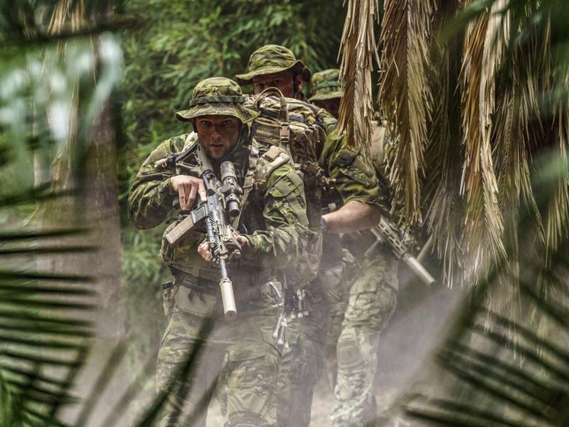 Fotoğraf Max Thieriot