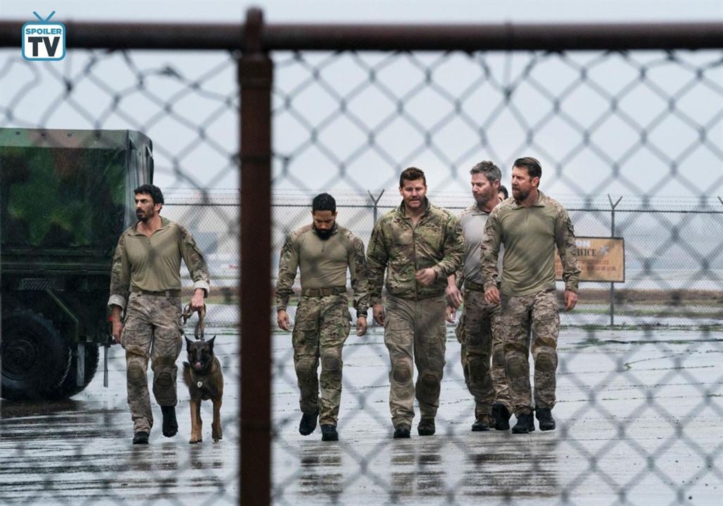 Fotoğraf David Boreanaz, Neil Brown Jr.