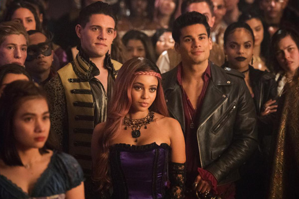 Fotoğraf Vanessa Morgan, Casey Cott, Drew Ray Tanner