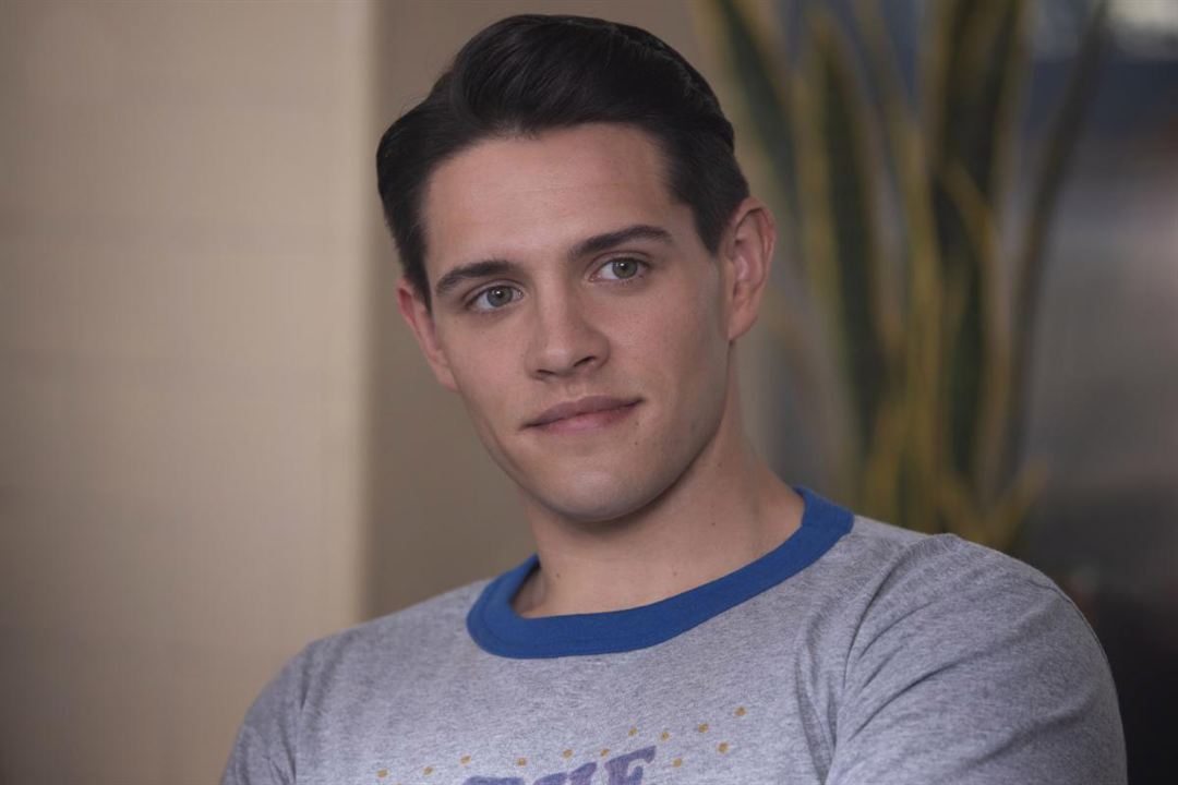 Fotoğraf Casey Cott