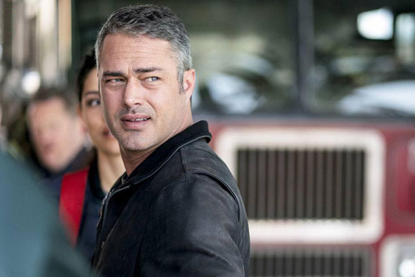 Fotoğraf Taylor Kinney