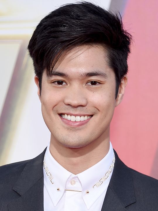 Afiş Ross Butler