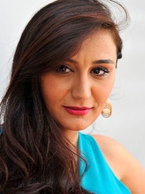 Afiş Qurbanova Zulfiyye