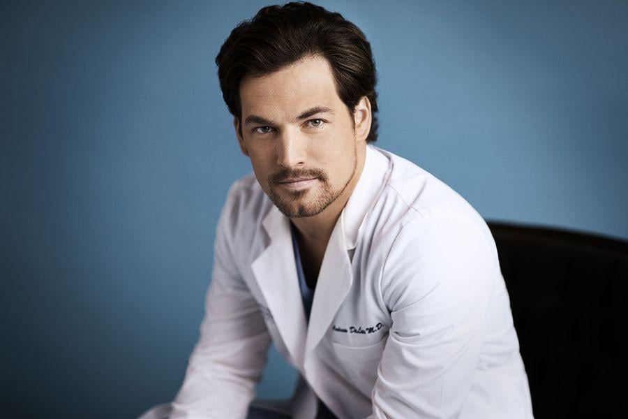 Fotoğraf Giacomo Gianniotti