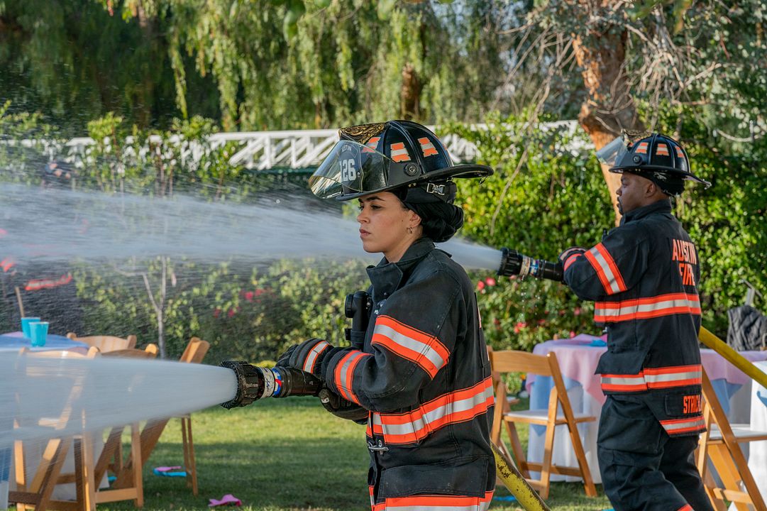 Fotoğraf Natacha Karam, Brian Michael Smith