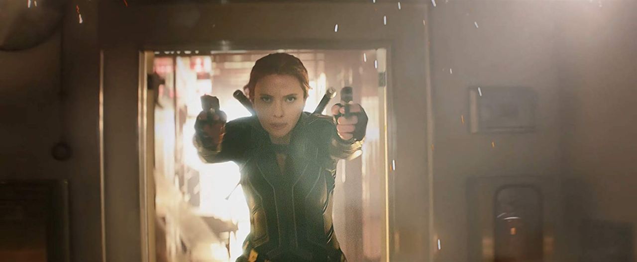 Black Widow : Fotoğraf Scarlett Johansson