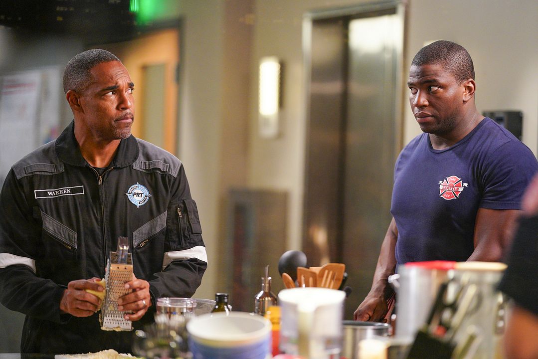 Fotoğraf Jason George (II), Okieriete Onaodowan